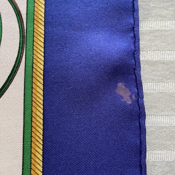 Hermes “ Les Voitures A Transformation” Carriage Scarf - Picture 6 of 11